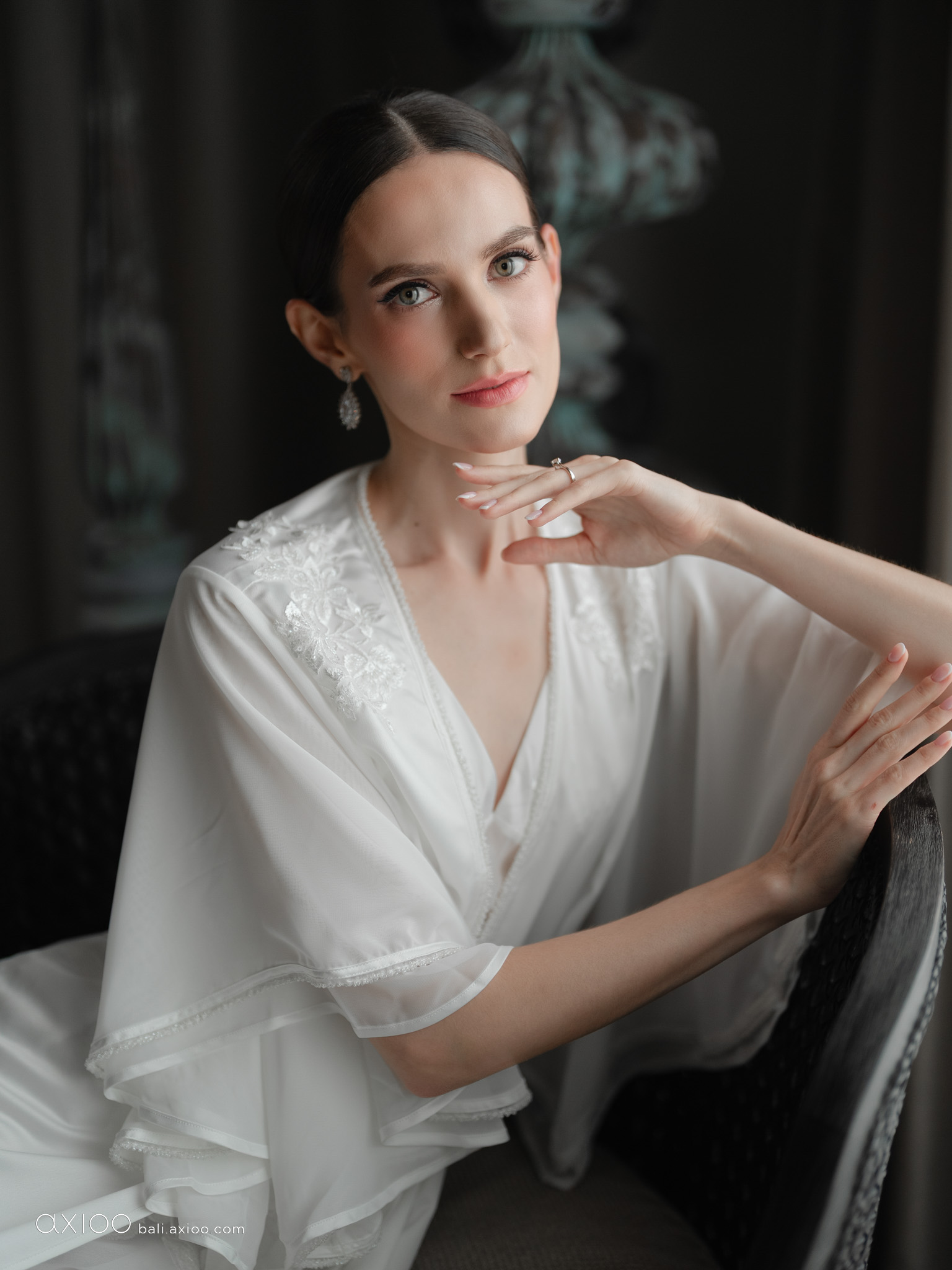 Axioo: Beyond The Spotlight